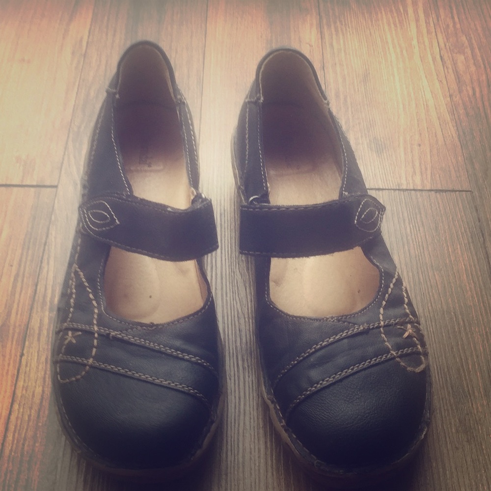 Super cute Bjorndal maryjanes.